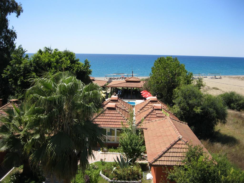 As Queen Beach Hotel Kızılot 객실 사진