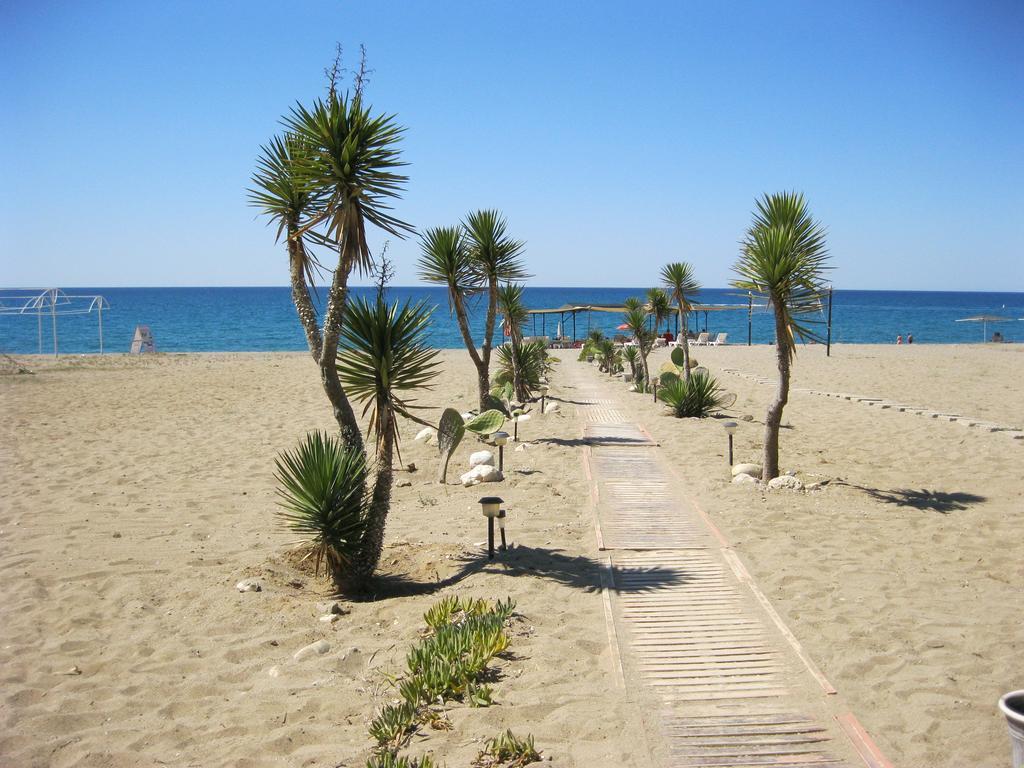 As Queen Beach Hotel Kızılot 외부 사진